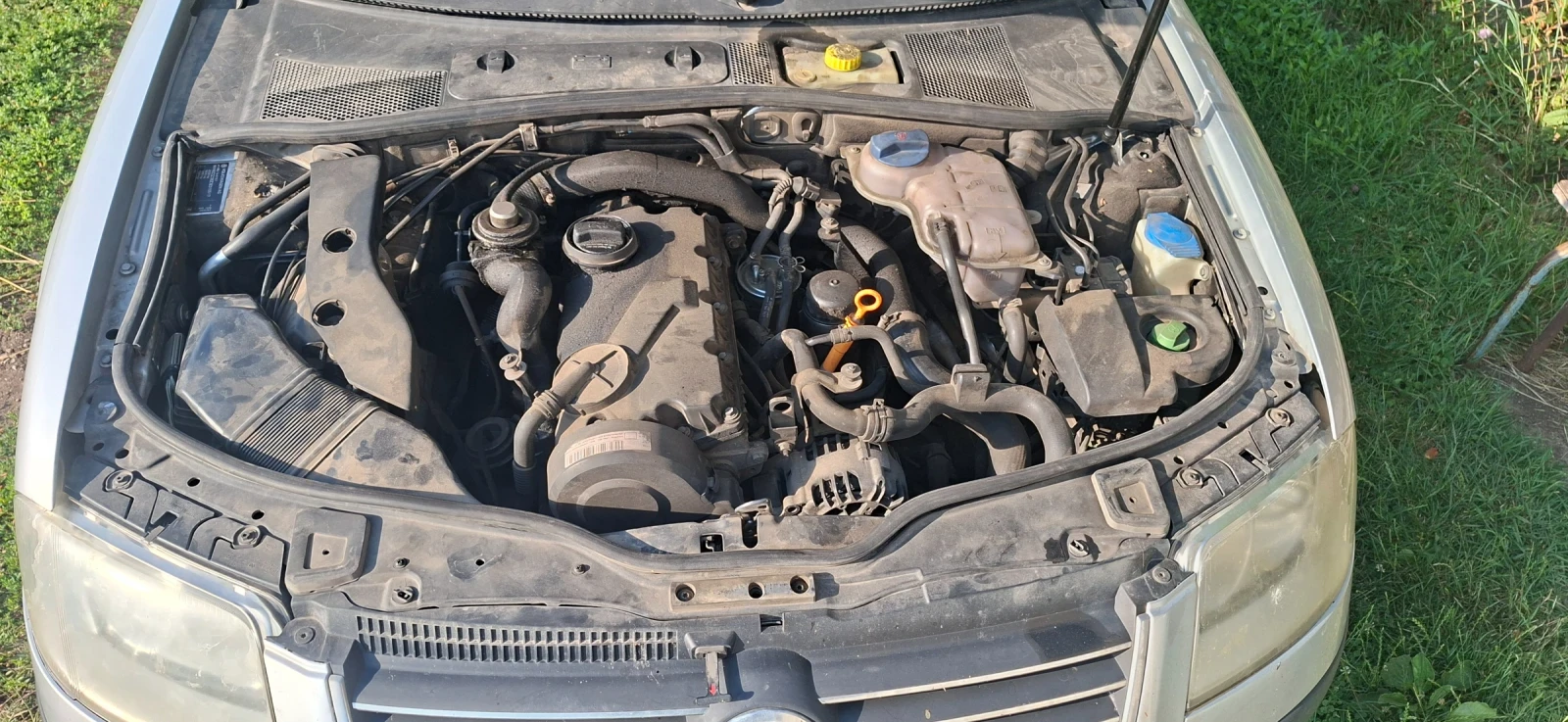VW Passat 1.9 TDI 101к.с., снимка 8 - Автомобили и джипове - 55238933
