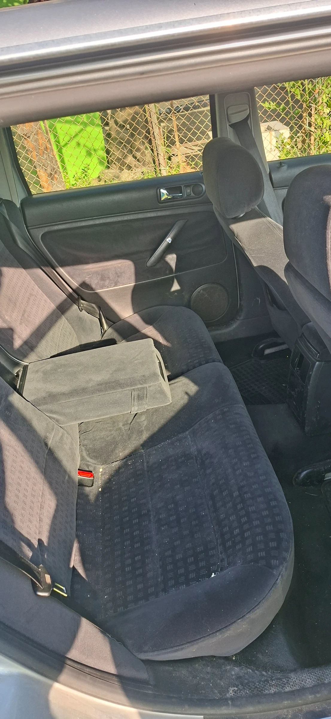 VW Passat 1.9 TDI 101к.с., снимка 6 - Автомобили и джипове - 55238933