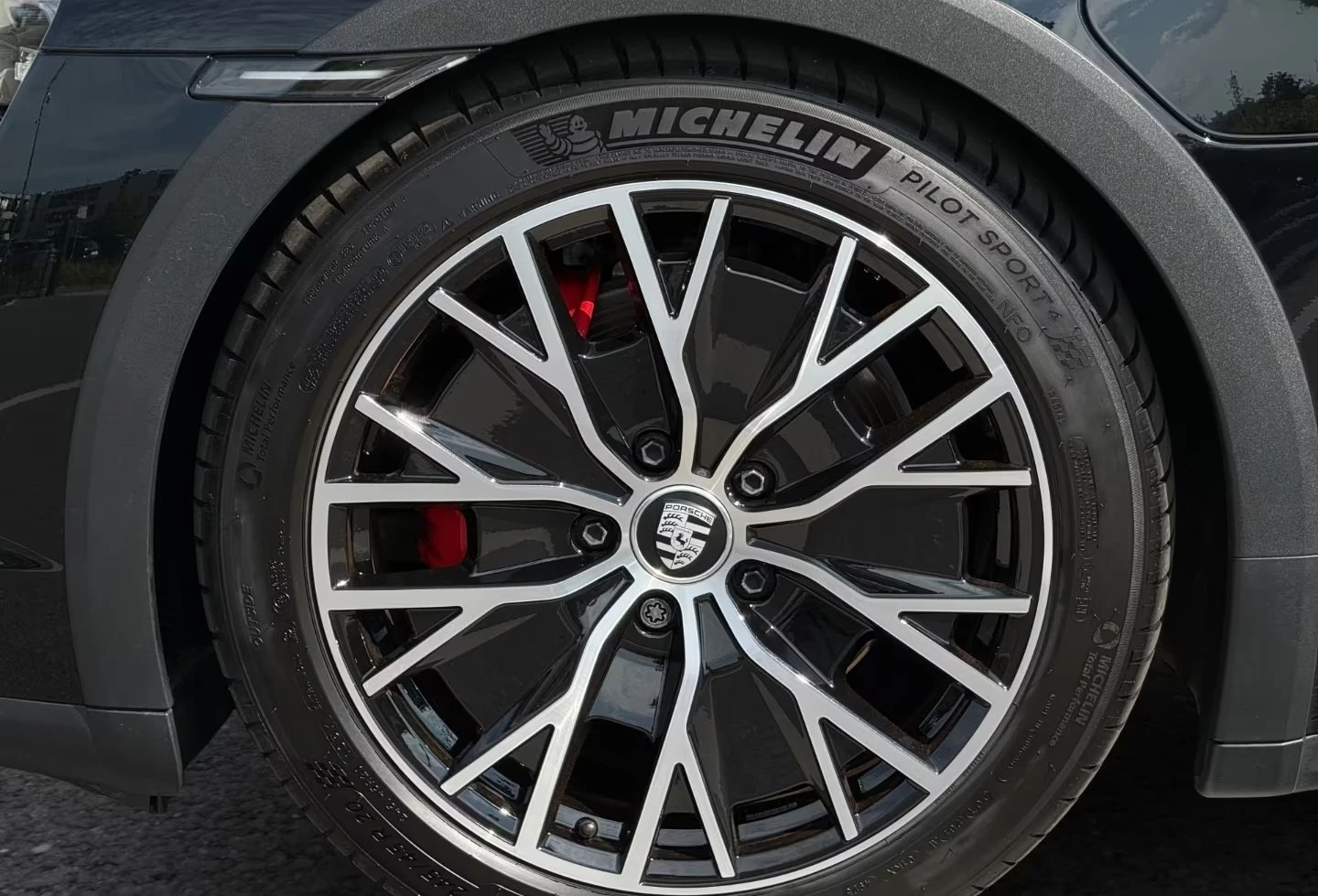 Porsche Taycan 4S / CROSS TURISMO / BOSE / PANO / 360 / , снимка 7 - Автомобили и джипове - 55725867