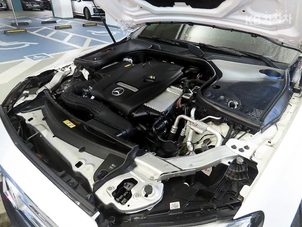 Mercedes-Benz E 300 * AMG LINE* FULL MAX * КРАЙНА ЦЕНА* , снимка 5 - Автомобили и джипове - 55939991