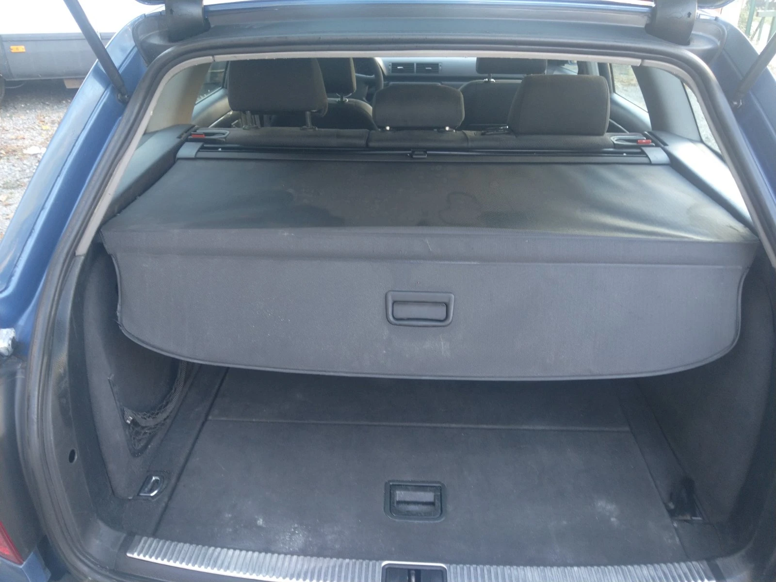 Audi A4 2.0, снимка 15 - Автомобили и джипове - 56321763