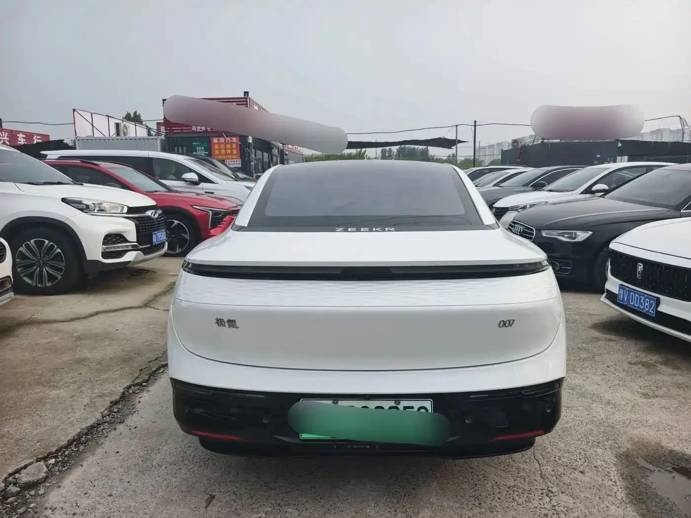 Zeekr 7X, снимка 5 - Автомобили и джипове - 56685950