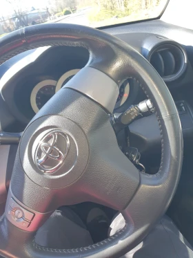 Toyota Rav4 - 4950 € / 9681.36 лв. - 90881822 8