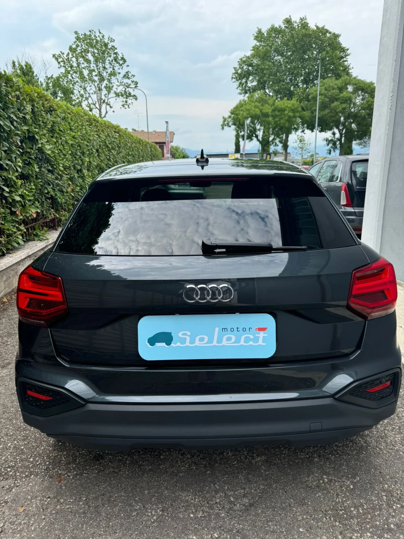 Audi Q2 2.0 TDI, снимка 5 - Автомобили и джипове - 47250280