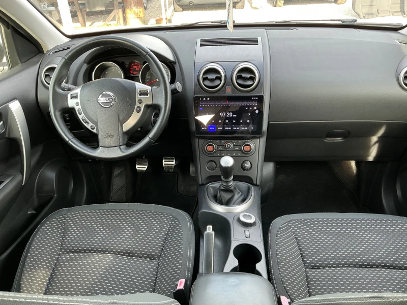 Nissan Qashqai 2.0 DCI, снимка 15 - Автомобили и джипове - 47447849