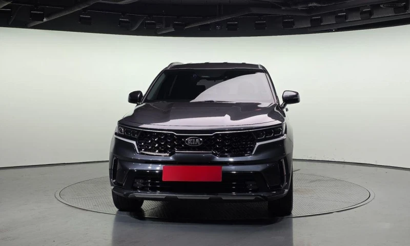 Kia Sorento Diesel 2.2 2WD * НАЙ-ДОБРА ЦЕНА В БЪЛГАРИЯ* , снимка 3 - Автомобили и джипове - 51962764