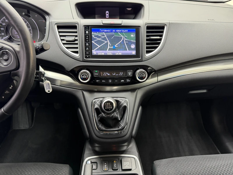 Honda Cr-v 2.0i* 4x4* СЕРВИЗНА КНИЖКА С ПЪЛНА ИСТОРИЯ , снимка 12 - Автомобили и джипове - 52883513