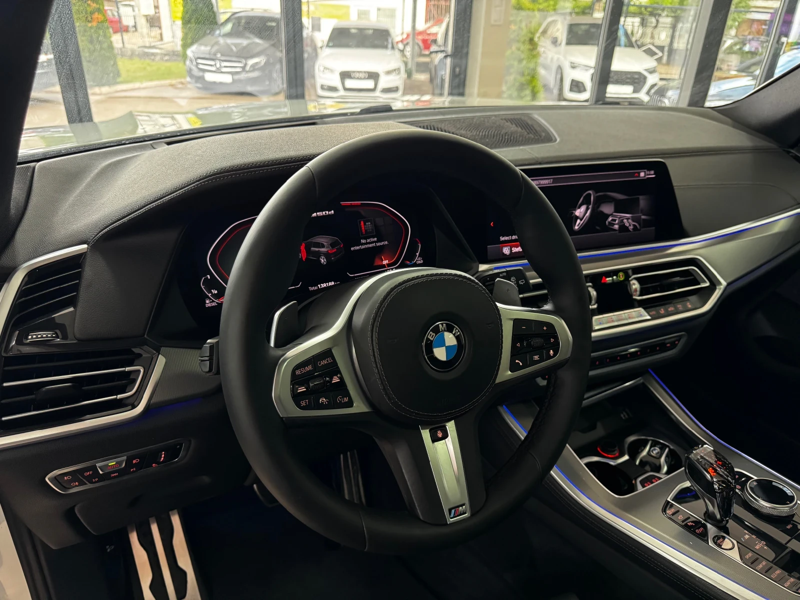 BMW X5 M50d xDrive PANO Laser 360 HUD DriveAssist H/K - изображение 9