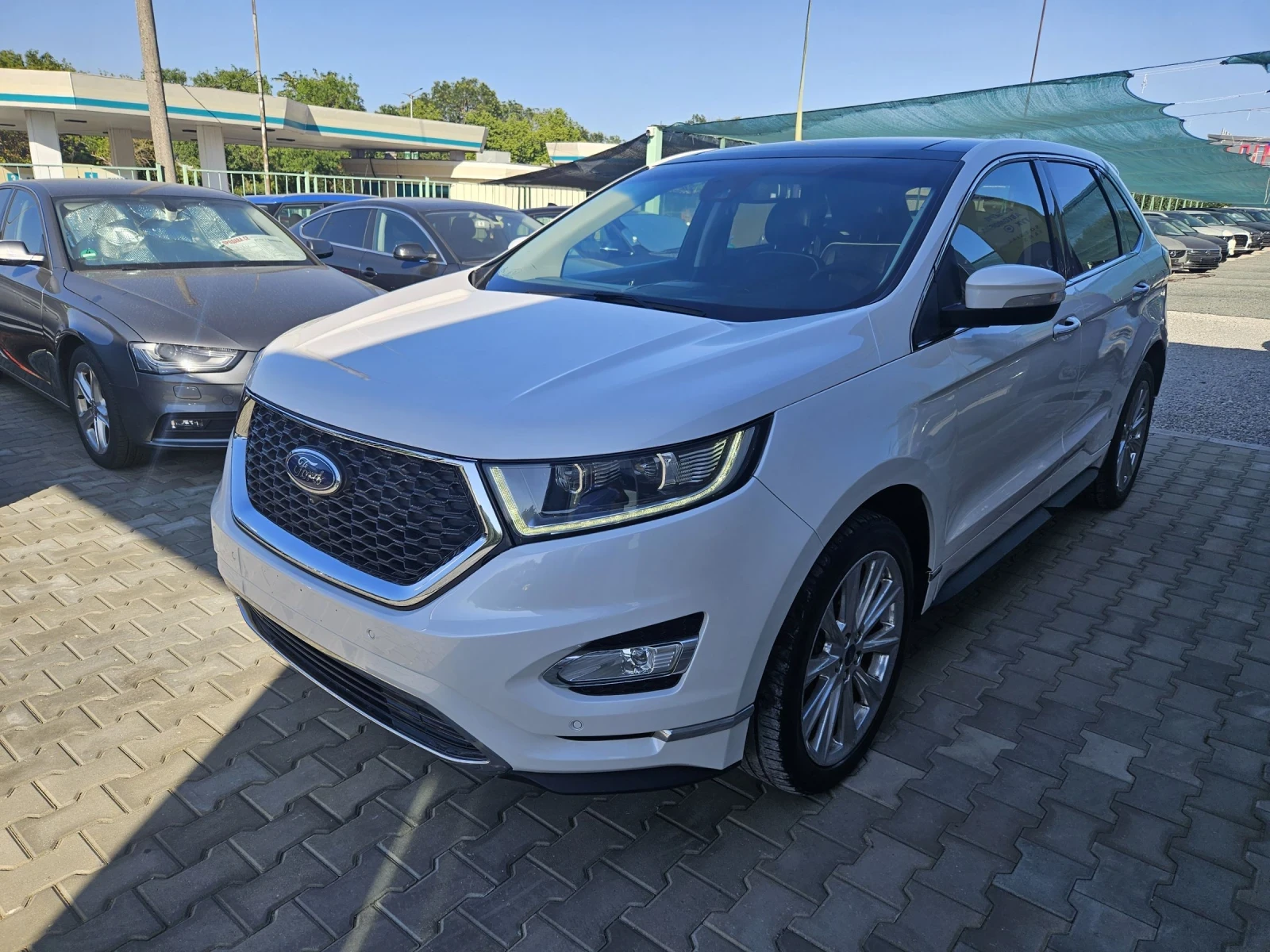 Ford Edge 2.0tdci vignale - изображение 2