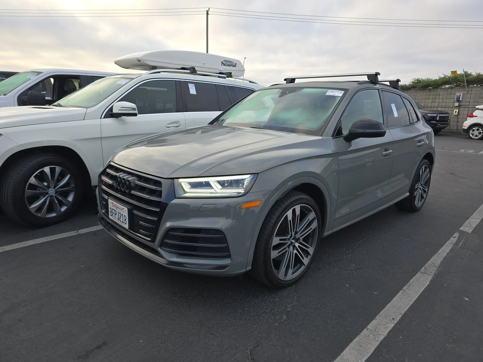 Audi SQ5 PANO* DIGITAL* KEYLESS* М.ТОЧКА* BANG&OLUFSEN - изображение 2