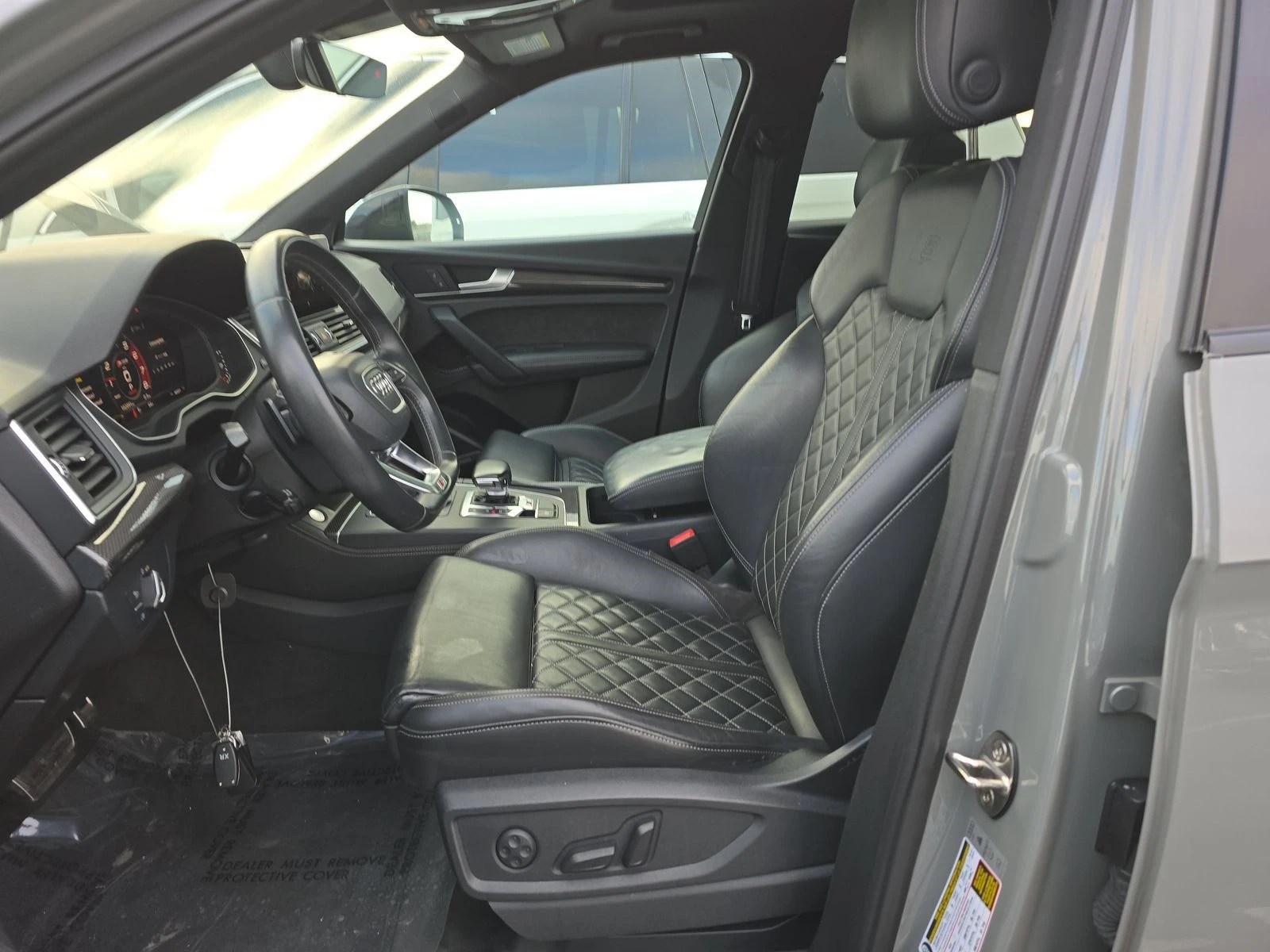 Audi SQ5 PANO* DIGITAL* KEYLESS* М.ТОЧКА* BANG&OLUFSEN - изображение 9