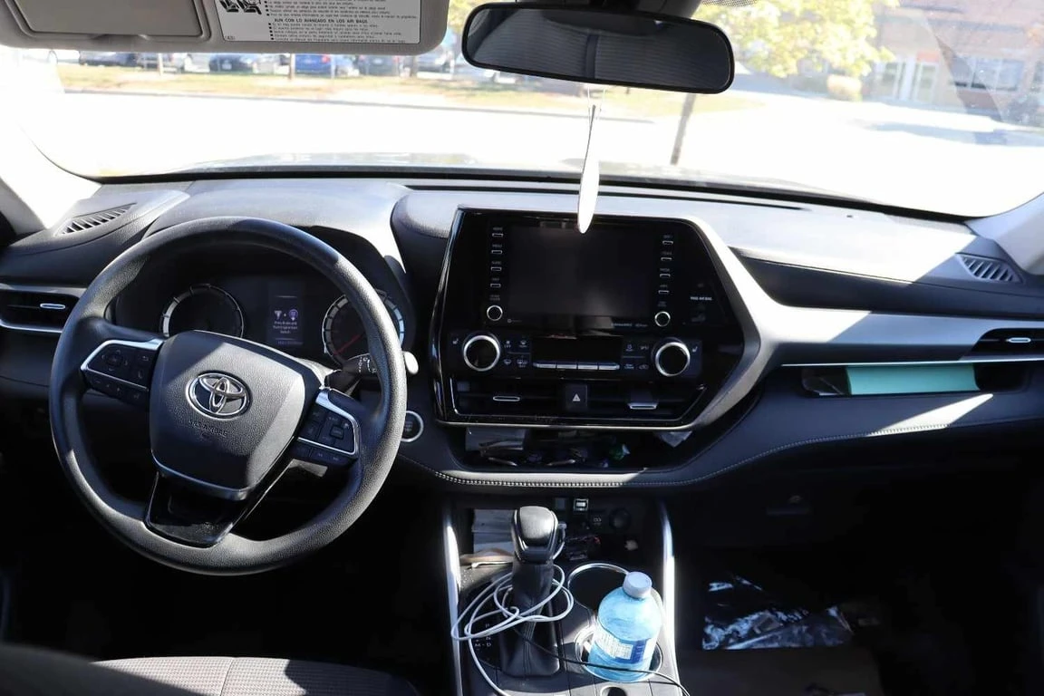 Toyota Highlander * LE * CARFAX * БЕЗ ПЪРВОНАЧАЛНА ВНОСКА - изображение 9