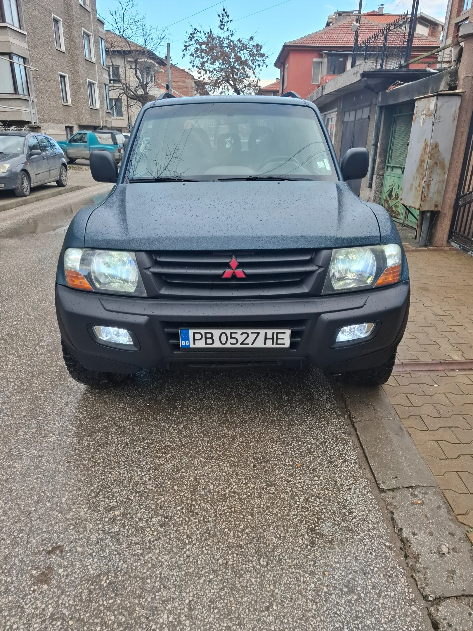 Mitsubishi Pajero  - изображение 2