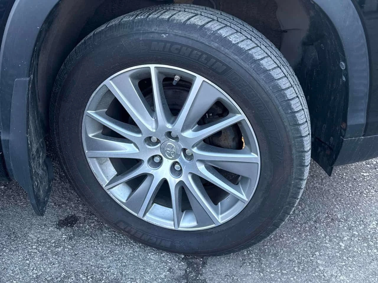 Toyota Highlander * XLE * 2 КЛЮЧА* ПАНО* ПОДГРЕВ* КЕЙЛЕС* , снимка 7 - Автомобили и джипове - 54002275