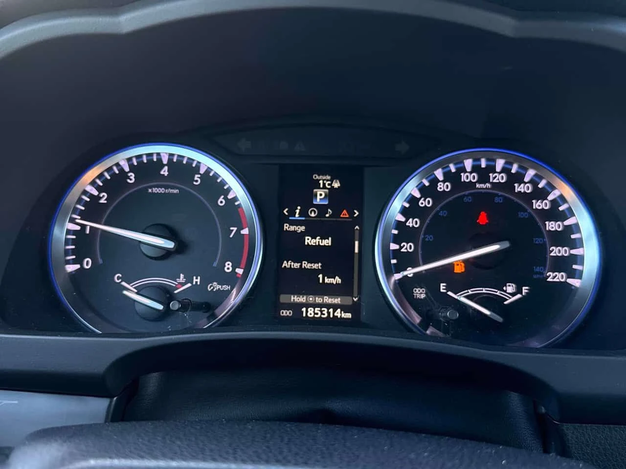 Toyota Highlander * XLE * 2 КЛЮЧА* ПАНО* ПОДГРЕВ* КЕЙЛЕС* , снимка 8 - Автомобили и джипове - 54002275