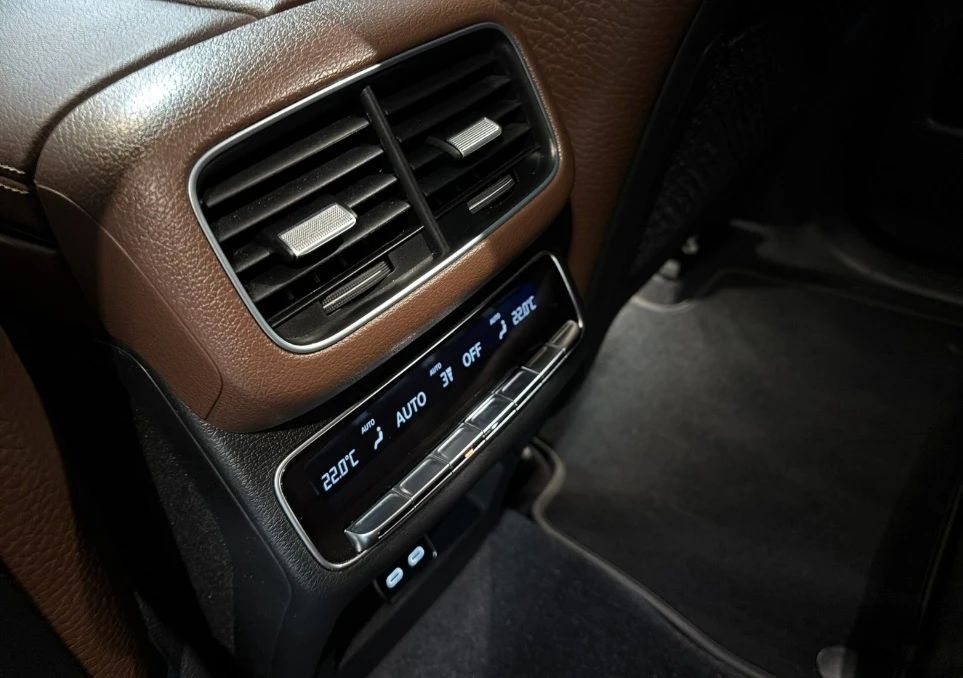 Mercedes-Benz GLE Coupe 450d 4Matic AMG line, снимка 10 - Автомобили и джипове - 54043395