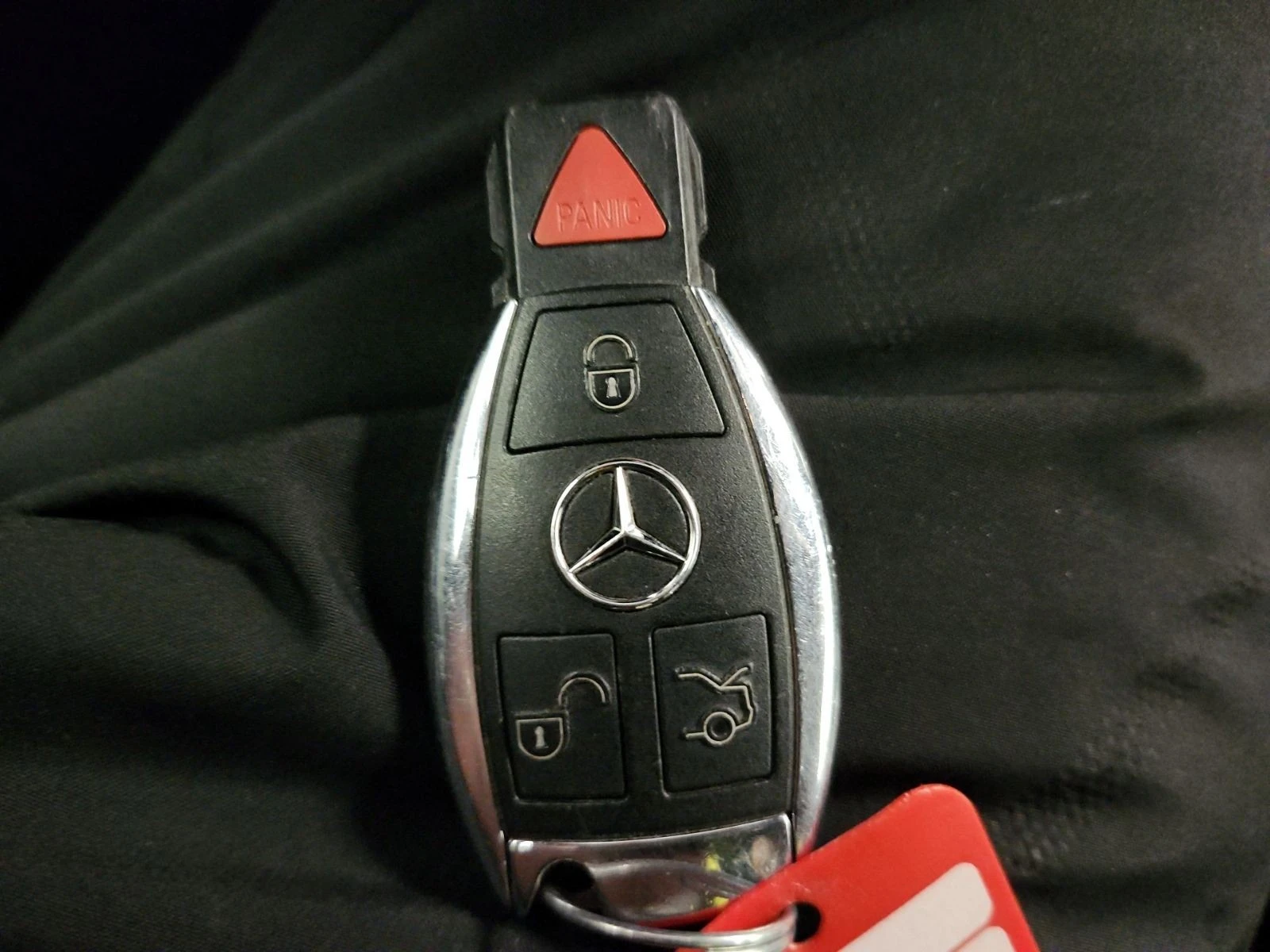 Mercedes-Benz GLC 43 AMG 4MATIC С РЕГИСТРАЦИЯ & АВТО КРЕДИТ , снимка 11 - Автомобили и джипове - 54066159