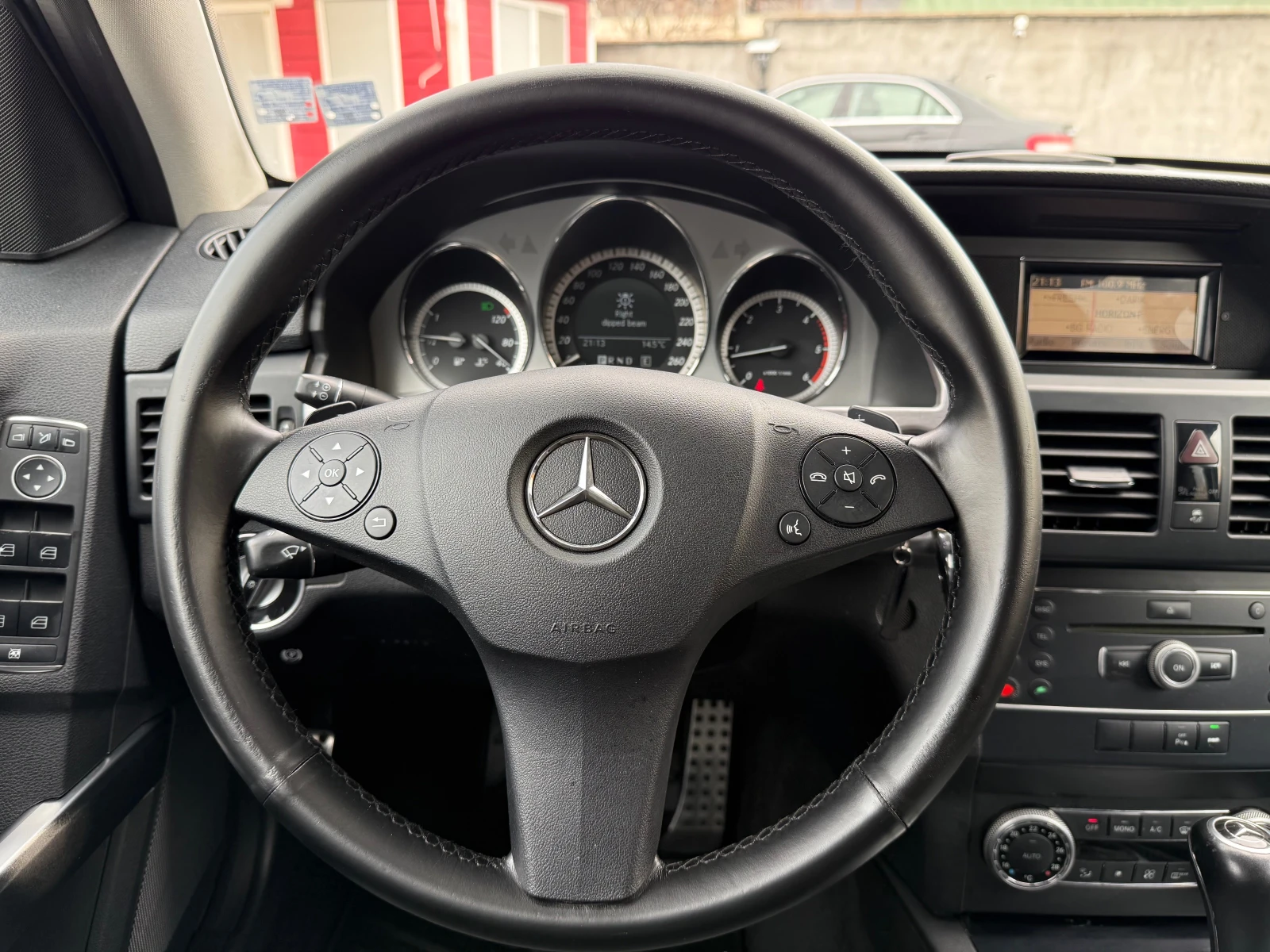 Mercedes-Benz GLK 220CDI 4-MATIC !! ТОП СЪСТОЯНИЕ !!, снимка 12 - Автомобили и джипове - 54077598