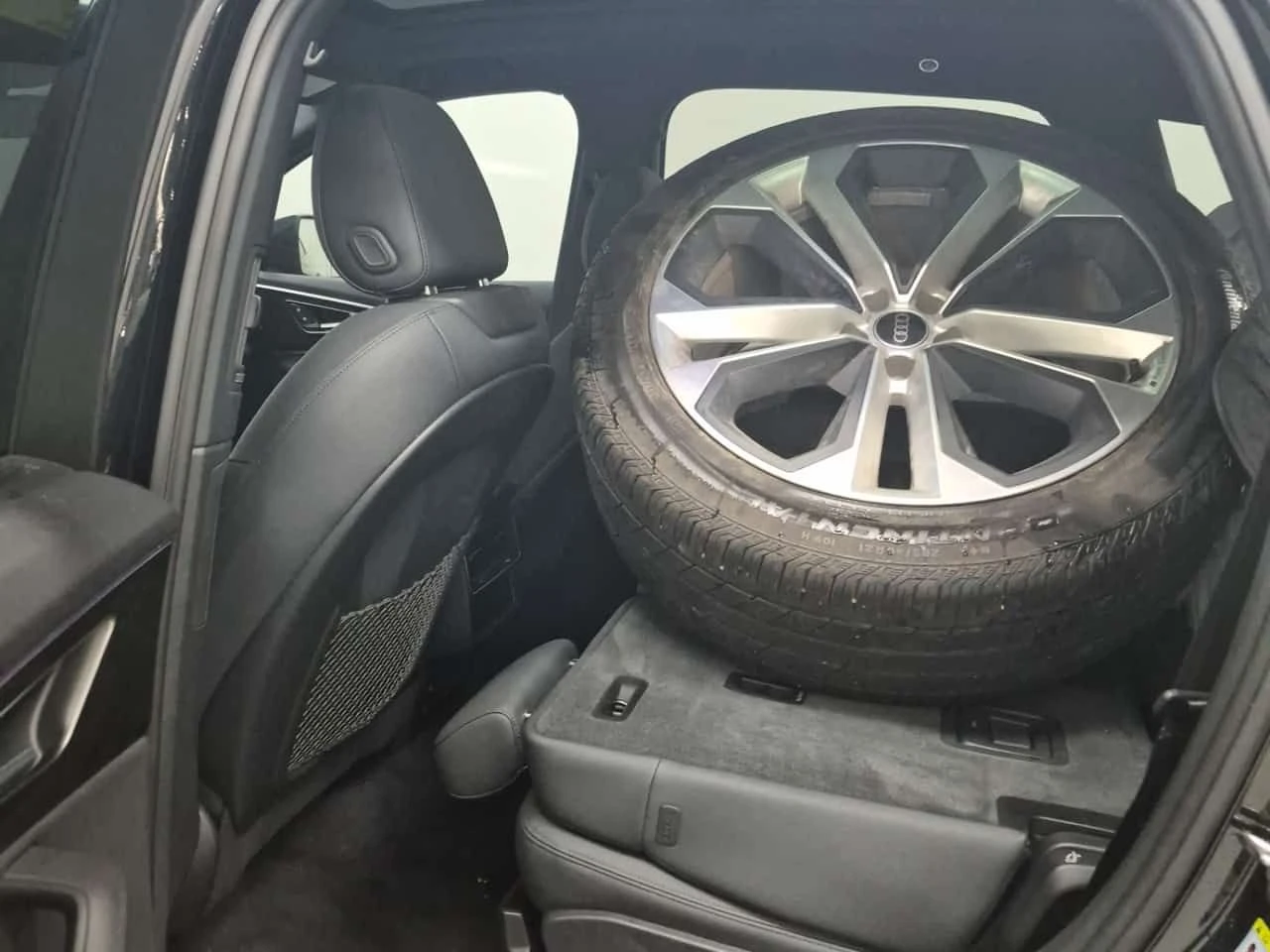 Audi Q7 ГУМИ С ДЖАНТИ  /MATRIX/360/AMBIENT, снимка 12 - Автомобили и джипове - 54582128