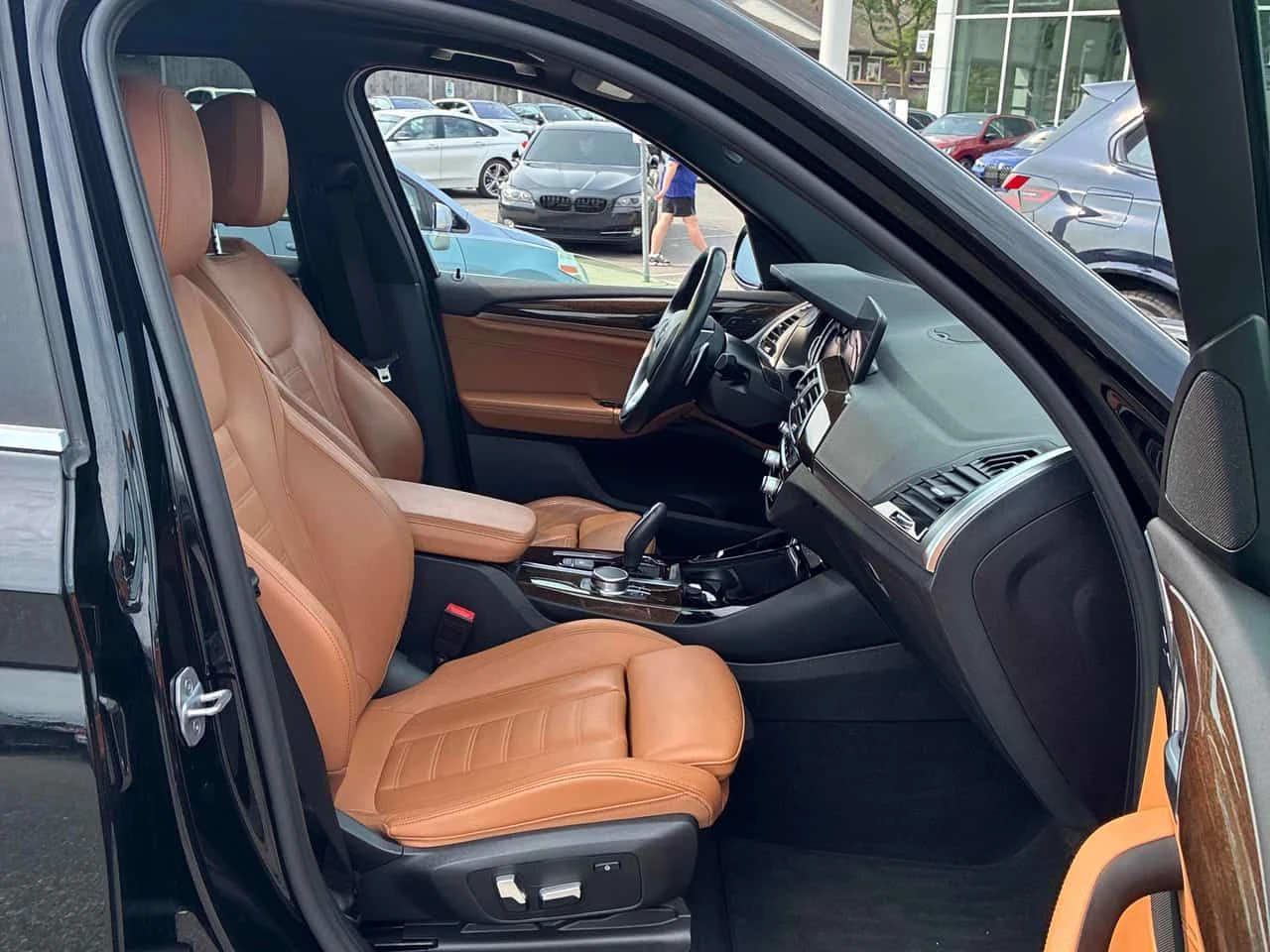 BMW X3 xDrive30i / АВТОКРЕДИТ / ПАНОРАМА / ПОДГРЕВИ , снимка 16 - Автомобили и джипове - 55626322