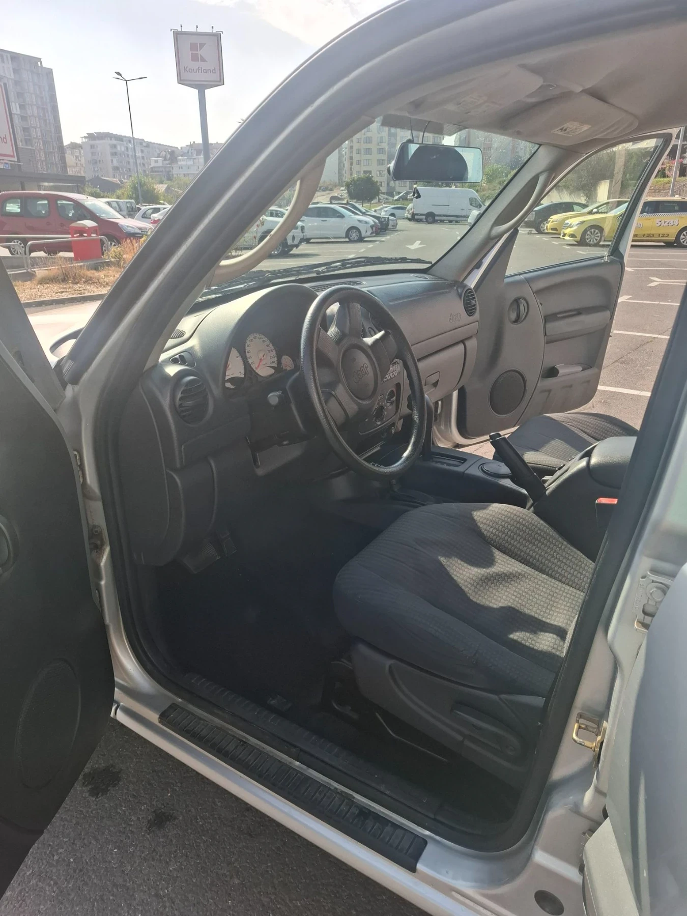 Jeep Cherokee Libarty | Mobile.bg � ����������� 13