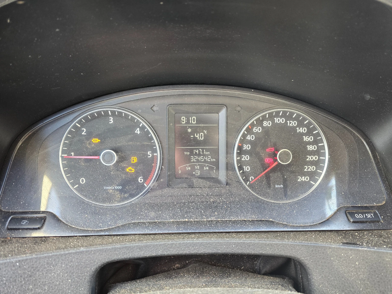 VW T5 Т 5.1 2.0 TDI 4x4 CAAC - изображение 2