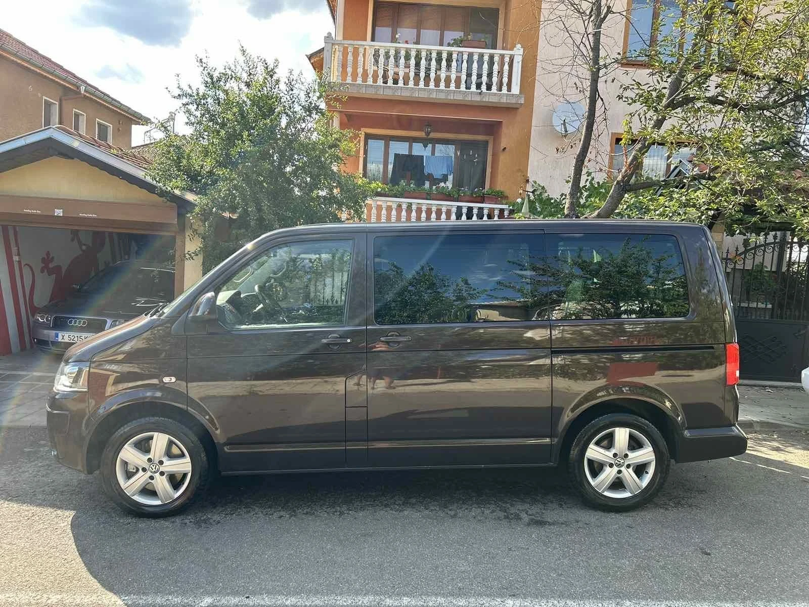 VW Caravelle