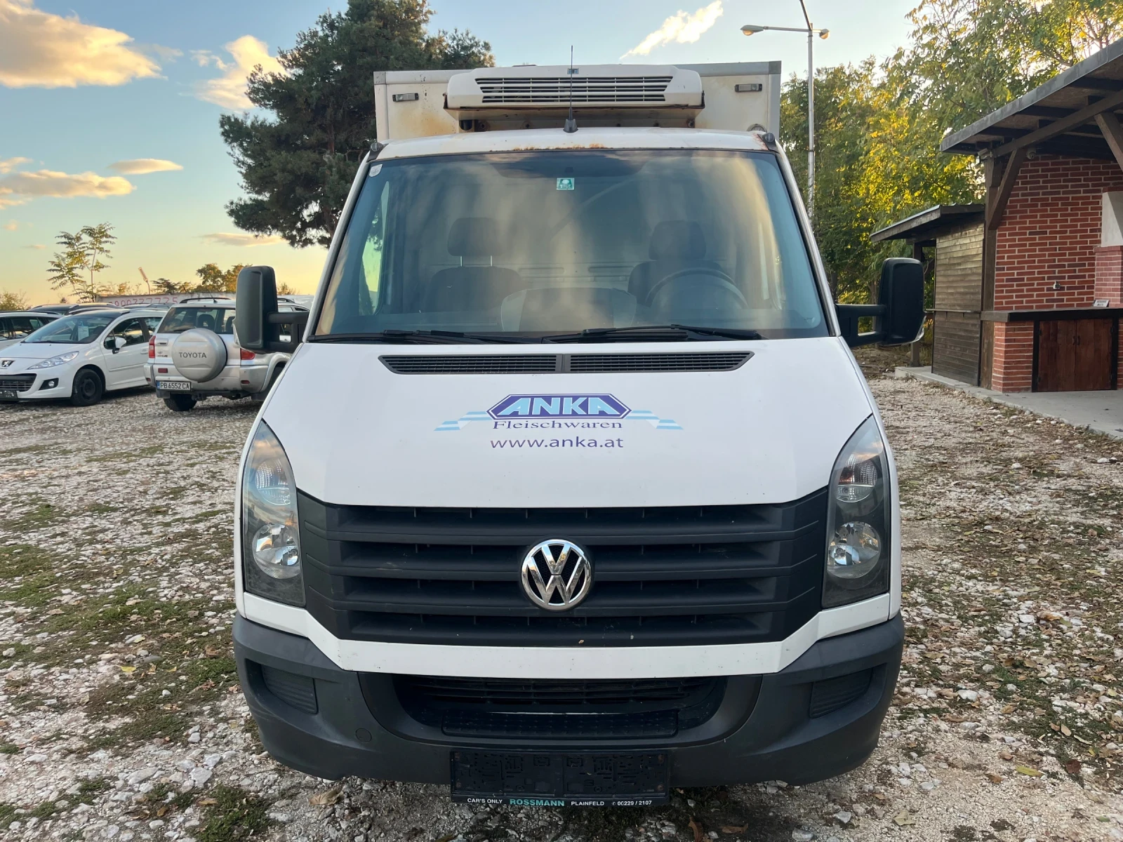 VW Crafter, снимка 2 - Бусове и автобуси - 56570357