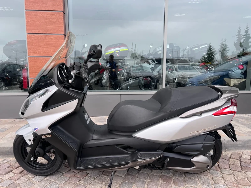 Kymco Downtown 300, снимка 4 - Мотоциклети и мототехника - 51719566