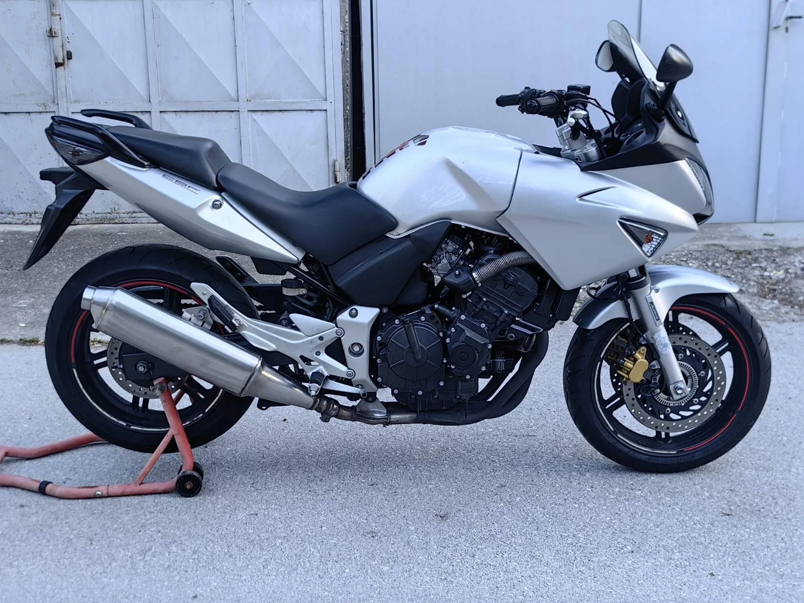 Honda Cbf 600S-ABS, снимка 8 - Мотоциклети и мототехника - 54528566