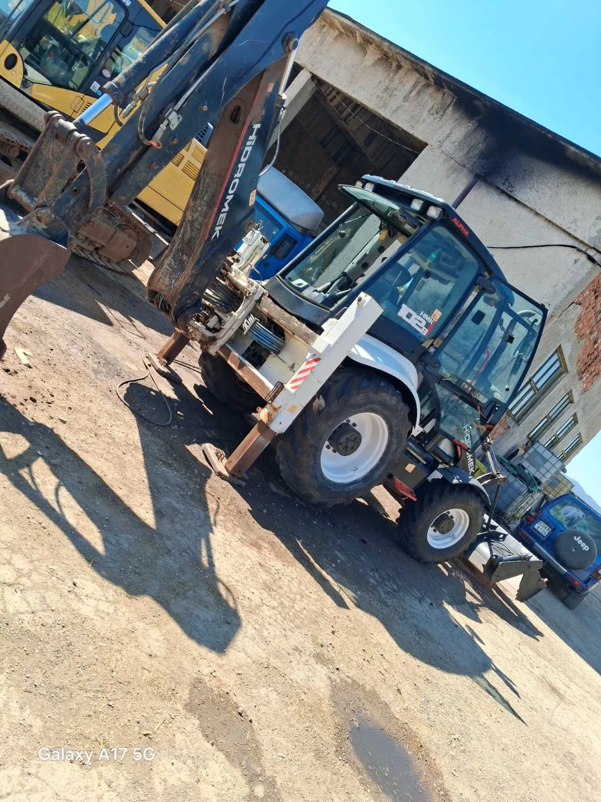 Багер Hidromek 102 B, снимка 3 - Индустриална техника - 55562228