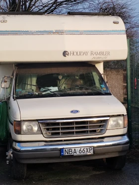 Кемпер Ford E350, снимка 1