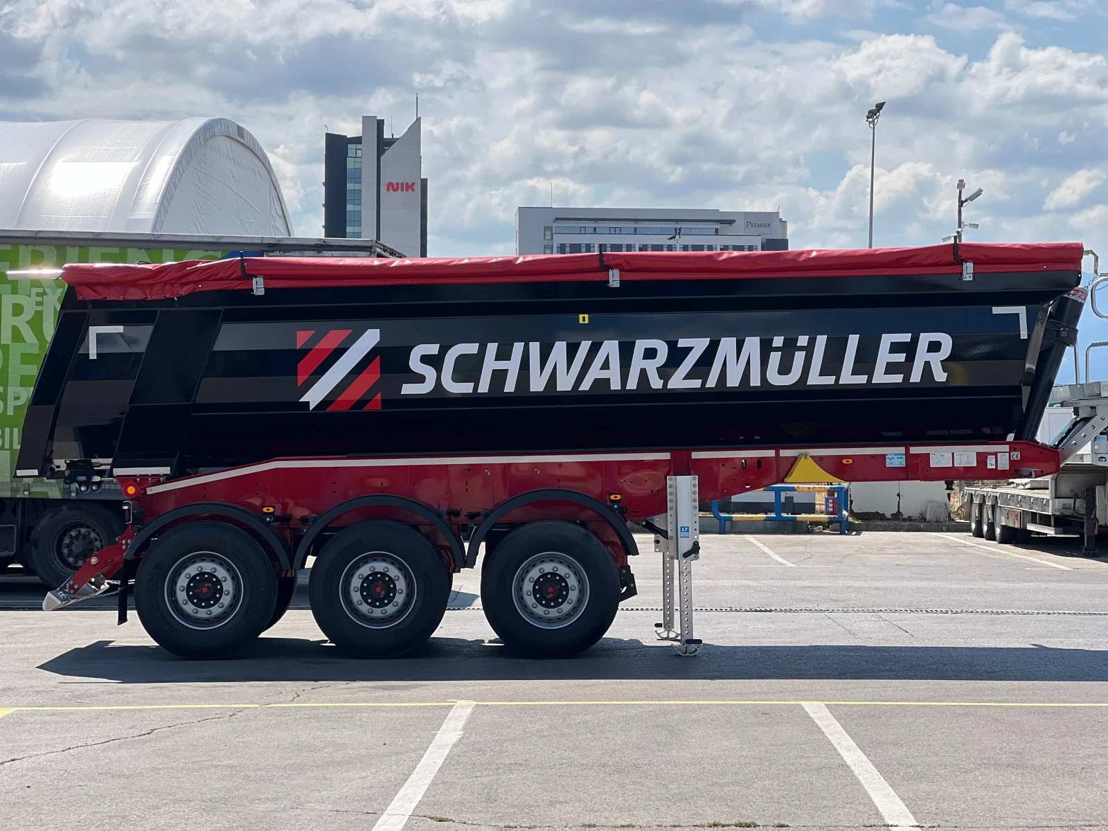 Полуремарке Schwarzmuller 24m3, 5950 kg, снимка 2 - Ремаркета - 55665429