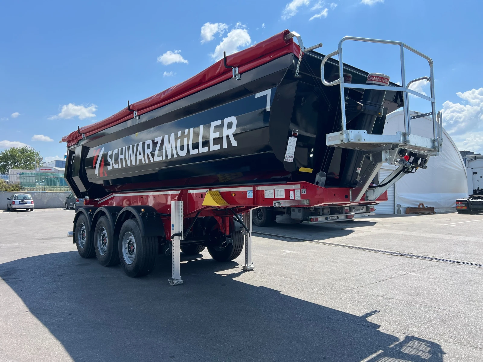 Полуремарке Schwarzmuller 24m3, 5950 kg, снимка 12 - Ремаркета - 55665429