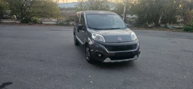 Автомобила е в добро състояние, продава се на части., снимка 2