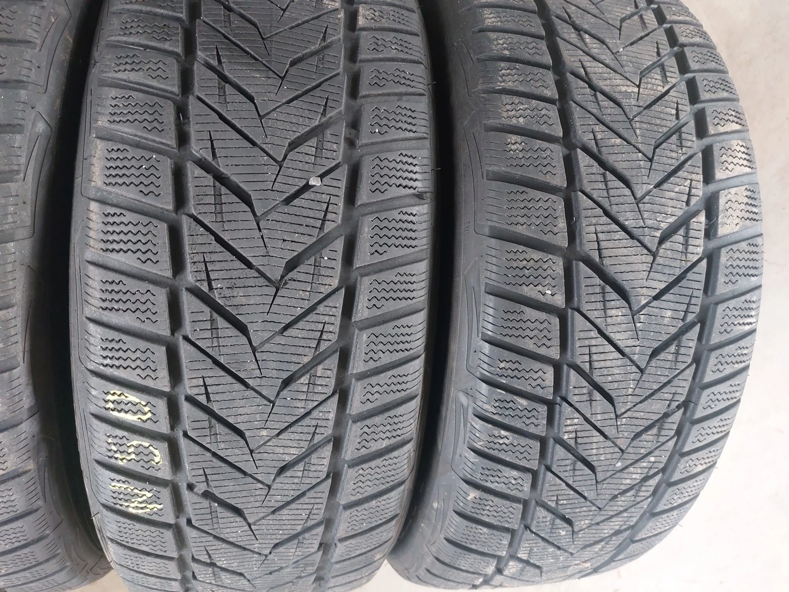  225/45R18 | Mobile.bg   2