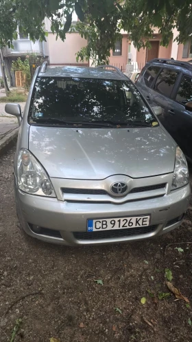 Toyota Corolla verso, снимка 2