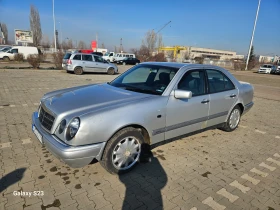 Mercedes-Benz E 200 Компресор, снимка 3