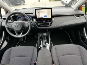 Toyota Corolla 1.8 HSD Executive Plus - 54500 лв. / 27865.41 € - 57767571 11