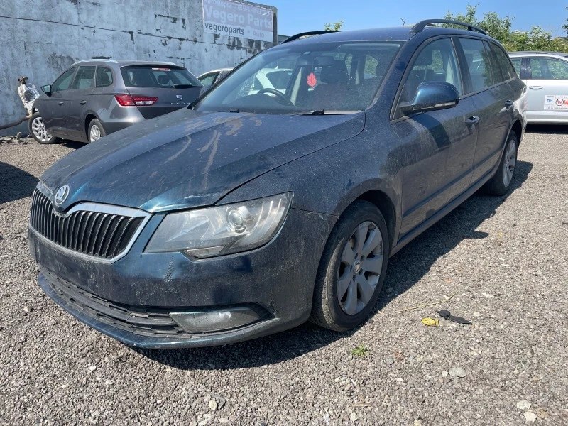 Skoda Superb 2.0 1.6 TDI, снимка 4 - Автомобили и джипове - 40418263