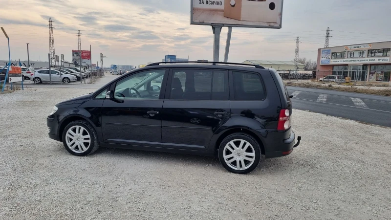 VW Touran, снимка 3 - Автомобили и джипове - 48553550