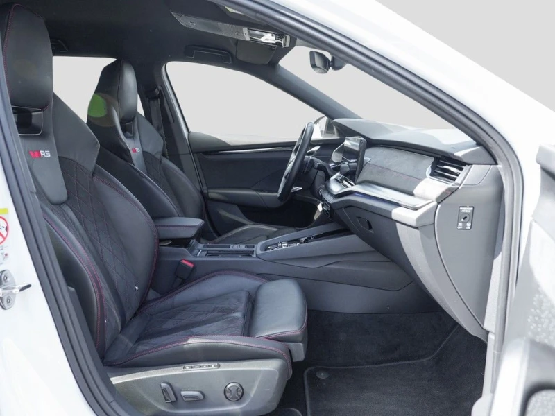 Skoda Octavia НОВ!/2.0 TDI/200HP/MATRIX/DSG/CAM/NAVI/100e, снимка 5 - Автомобили и джипове - 50196035