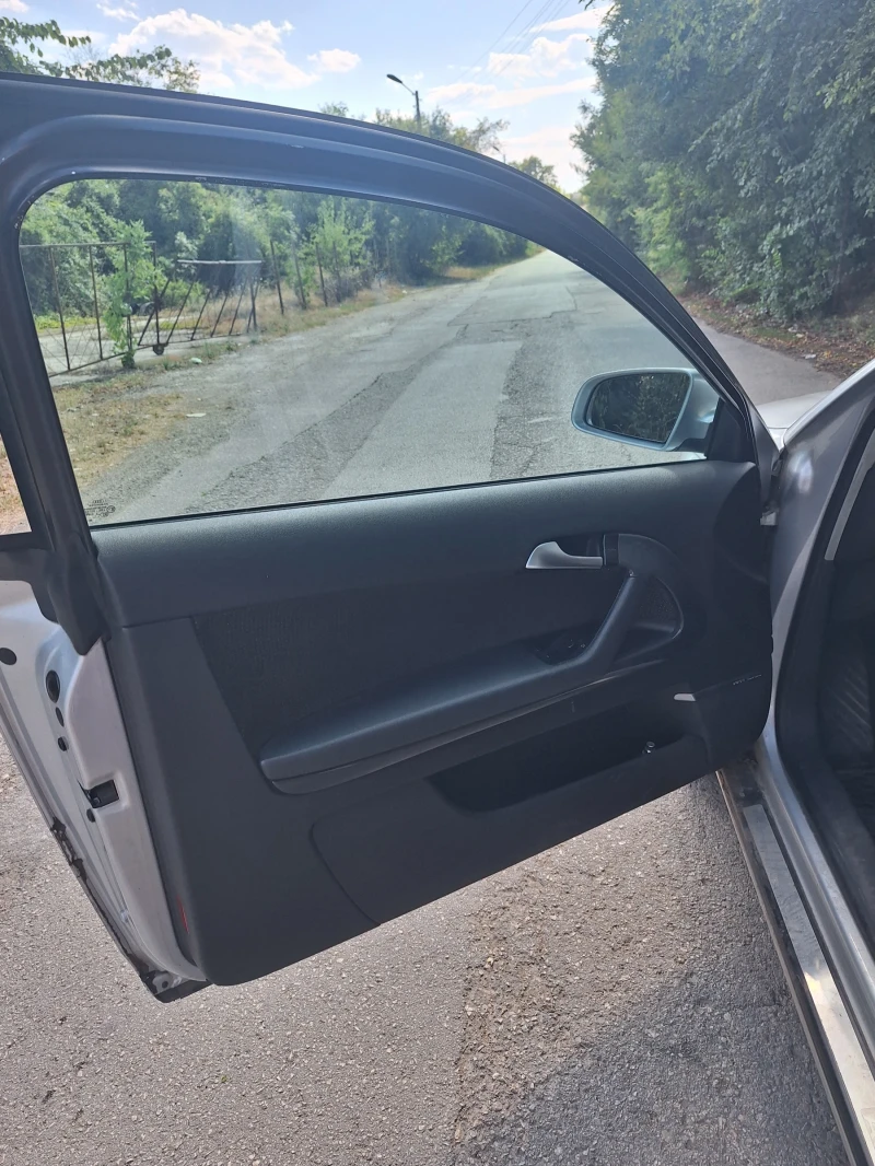 Audi A3 2.0 TDI , снимка 11 - Автомобили и джипове - 52208371