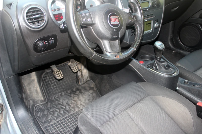 Seat Leon 2.0 TDI 170к.с., снимка 11 - Автомобили и джипове - 52581019