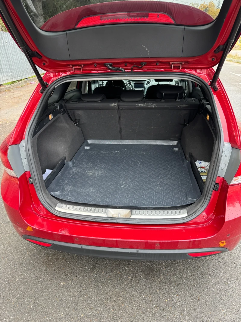 Hyundai I40, снимка 11 - Автомобили и джипове - 52191631