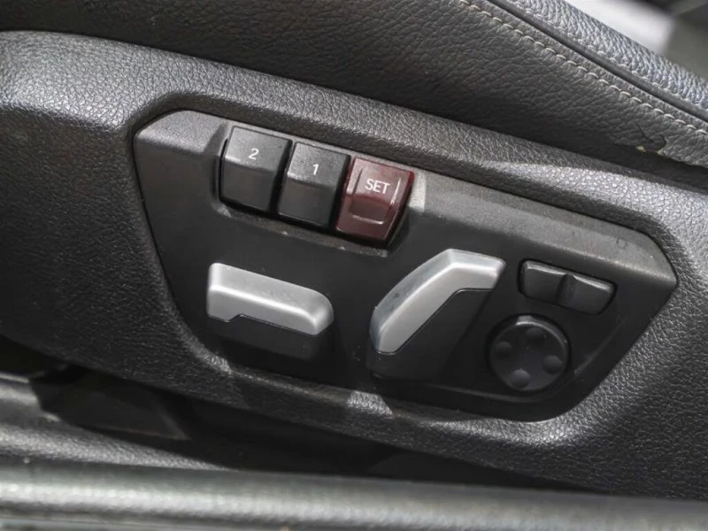 BMW 340 * 340i xDrive Premium Package Essential 6 Speed * , снимка 11 - Автомобили и джипове - 52815839