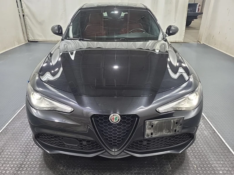 Alfa Romeo Giulia * VELOCE * CARFAX * ЦЕНА ДО БГ, снимка 2 - Автомобили и джипове - 53036824