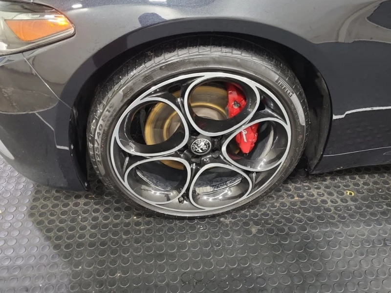 Alfa Romeo Giulia * VELOCE * CARFAX * ЦЕНА ДО БГ, снимка 8 - Автомобили и джипове - 53036824