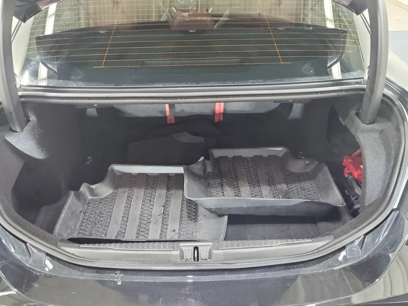 Alfa Romeo Giulia * VELOCE * CARFAX * ЦЕНА ДО БГ, снимка 15 - Автомобили и джипове - 53036824