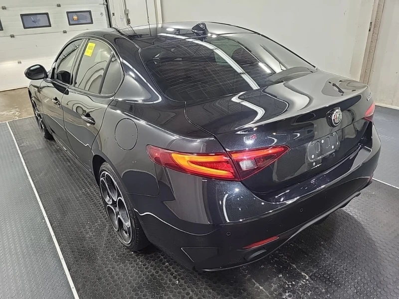 Alfa Romeo Giulia * VELOCE * CARFAX * ЦЕНА ДО БГ, снимка 6 - Автомобили и джипове - 53036824